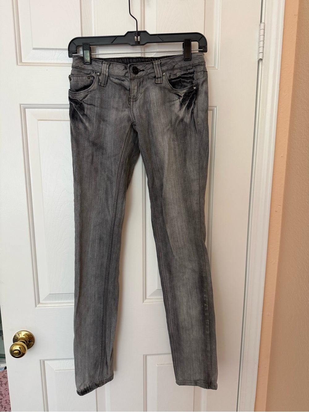 Grey Washed Skinny Jeans for Women